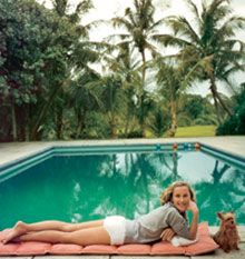 California Pool Slim Aarons Photography, Slim Aarons Photos, Slim Aarons Prints, Beach Foto, Slim Aarons Poolside, Slim Aarons, Image Archive, Time Art, Jet Setter