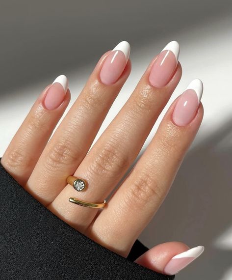 French Tip Gel Nails, Pink Nail Colors, Nail Types, Elegant Manicure, Romantic Nails, Shaped Nails, Nail Designs Valentines, Gel Nail Kit, Simple Acrylic Nails