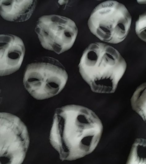 Halloween | Skull | Skeleton | aesthetic halloween pictures | scary | nightmare before Christmas | jack skellington | blurry photo aesthetic Halloween White Aesthetic, Nightmare Before Christmas Sally Aesthetic, Jack Skeleton Aesthetic, Skellington Aesthetic, Jack Skellington Aesthetic, Jack Skellington Pfp Aesthetic, Aesthetic Nightmare Before Christmas, Halloween Skeleton Aesthetic, Halloween Pictures Scary