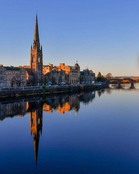 Perth Scotland, Loch Lomond, England And Scotland, Travel Insurance, Places Around The World, Cologne Cathedral, Travel Bucket List, The River, Perth