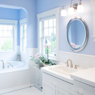 Blue And White Checkerboard Design, Pictures, Remodel, Decor and Ideas - page 6 Small Bathroom Ideas Light Blue, Periwinkle Bathroom Ideas, Pastel Blue Bathroom, Periwinkle Bathroom, Bright Bathroom Paint Colors, Blue Bathroom Paint, Zen Bathrooms, Blue Bathroom Interior, Rich Bathroom