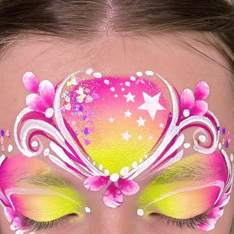 Quick Face Paint, Princess Face Paint, Easy Face Painting Designs, Princess Face Painting, Fairy Face Paint, Festival Face Paint, Face Painting Tips, Festival Face, Face Painting Easy