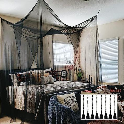 Mosquito Net Canopy, Black Canopy Bed, Bed Canopies, Mosquito Net Bed, Letto King Size, Canopy Bed Curtains, Fairy Lights Decor, Canopy Bed Frame, Romantic Bed