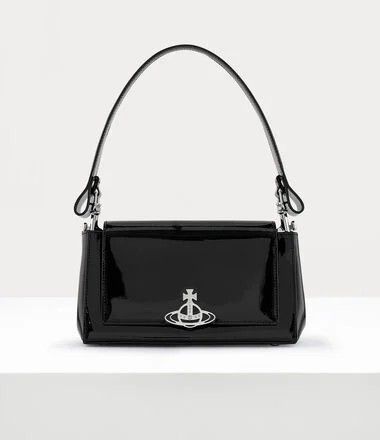 Black Vivienne Westwood, Vivienne Westwood Bags, Medium Handbag, Medium Handbags, Punk Inspiration, Dream Bags, Fancy Bags, Dr Closet, Pretty Bags