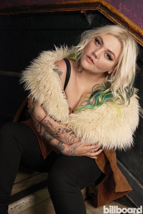 Ellie King, Elle King, Old Singers, Woman Crush, American Singers, Favorite Celebrities, Country Music, A Couple, Flapper Dress