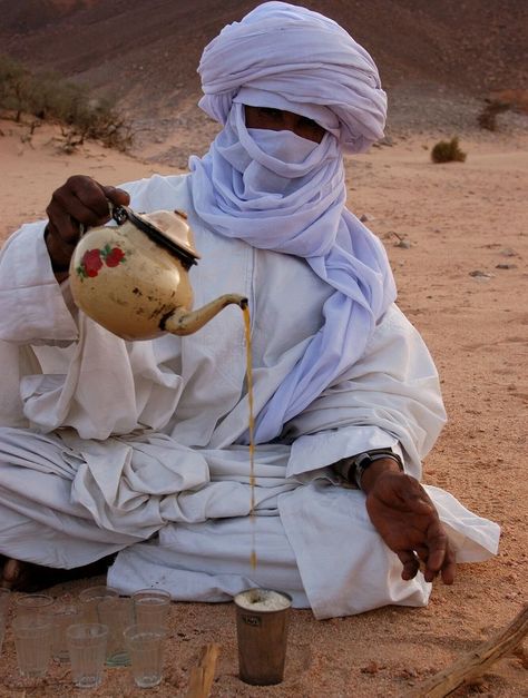 Tribes Of The World, Tuareg People, Social Status, After Divorce, Married Woman, How To Wear Scarves, African Culture, World Cultures, Travel Collection