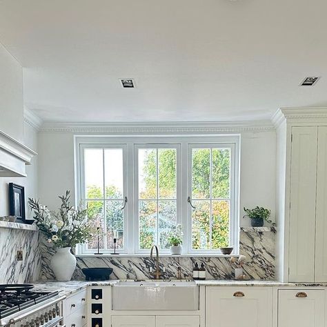 Debbie Harris on Instagram: "Evening - a little still of my kitchen now the windows are in so you can see the completed far end view - sink now centred under the window 😉 In case you are new to following me my kitchen is from @neptunehomeofficial and I had a redesign late last year as I wanted to make a few changes which @laurenoliviadesign worked on for me and after months of searching I chose this beautiful calacatta viola marble. The size and shape of this room didn’t allow for an island in Sink Under Window Kitchen, Kitchen Sink Under Window, Window Above Sink, Stone Countertops Kitchen, Kitchen Sink Window, Calacatta Viola Marble, Viola Marble, Above Sink, Calacatta Viola