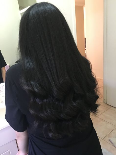 Straight Hair With Waves At The End, Pure Black Hair, Virgin Black Hair, Black Hair Curls, Grad Hair, Curled Ends, Curling Straight Hair, Waves Curls, Long Hair With Bangs