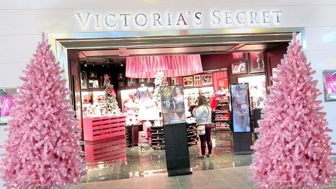 Vs Christmas, Ethereal Angel, Victoria Secret Christmas, Pink Christmas Trees, Viral Images, Christmas Kiss, Winter Princess, Pink Xmas, Snow Ice