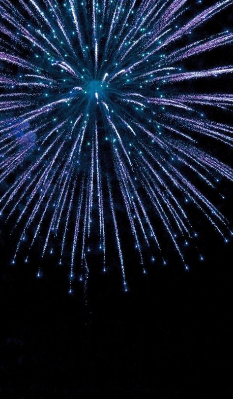 Skyward Brandon Sanderson, Fireworks Wallpaper, Fireworks Pictures, Blue Fireworks, Fire Works, Brandon Sanderson, New Year Wallpaper, Iphone Wallpaper Themes, Arte Inspo