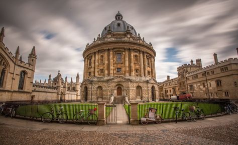 https://flic.kr/p/tCLrJX | Oxford (UK) | Oxford University Oxford University Aesthetic Wallpaper Laptop, Oxford Aesthetic, Future Mood, Dream University, Oxford Uk, 4k Wallpapers For Pc, Landscape Mode, Dream School, Aesthetic Desktop Wallpaper