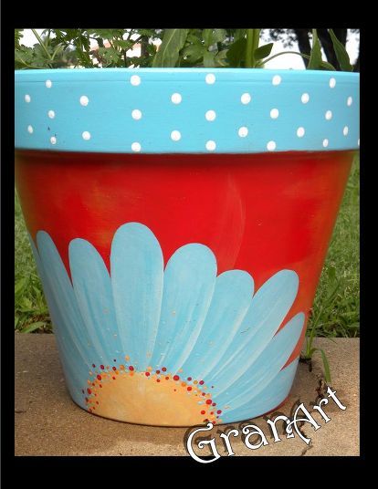 painted clay pots, container gardening, crafts, gardening, painting Gardening Painting, Painted Flower Pot, Clay Pot Projects, Clay Pot People, Flower Pot Art, Diy Flores, Terra Cotta Pot Crafts, Flower Pot Design, Painted Pots Diy