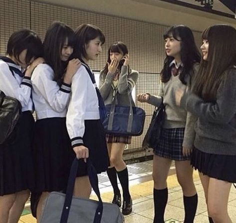 Girls Grunge, School Uniforms, We Heart It, Lost, Japan