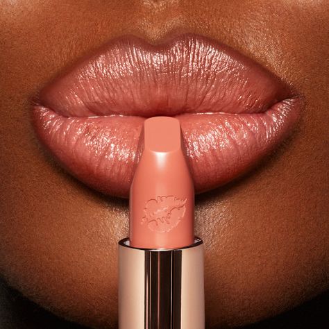 Peachy Nude Lipstick, Charlotte Tilbury Hot Lips, Tilbury Makeup, Neutral Lip Color, Charlotte Tilbury Lipstick, Hot Lipstick, Coral Lipstick, Charlotte Tilbury Makeup, Image Consulting