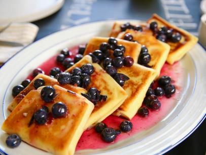 Blueberry Blintzes, Blintzes Recipe, Easter Brunch Food, Blueberry Recipes, Cheese Flavor, Pancakes And Waffles, Easter Brunch, Breakfast Dishes, Recipe Of The Day