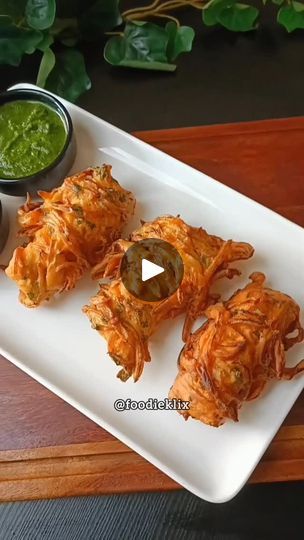 75K views · 244 reactions | 3 in 1 Onion Paneer Bread Pakora
Combining 3 recipes in one & this tastes absolutely yumm

Save and try this later
✳️❇️➖Follow➖❇️✳️ 
@foodieklix
☑️Use #foodieklix to get featured

Ingredients:-

5-6 Bread Slices
Grated Cheese
Green Chutney
Paneer Pieces
1 Cup Besan
1-2 Tbsp Rice Flour
Fresh Coriander
Finely Chopped Green Chillies
2 Sliced Onions
¼ Tsp Haldi
Salt
½ Tsp Red Chilli powder

Note: One can avoid cheese if they don’t like it, the besan batter has to be medium in consistency so that it coats around the bread properly & is not runny

#pakoda #pakodarecipe #bhajiya #paneerpakoda #snacks #eveningsnacks #explorepage #recipecreator #viralvideos #foodbloggers #uniquefood #quickrecipes #easyrecipes #trendingrecipes #trendingreels #viralvideos #starters #mumbai Making Food Videos Cooking, Instant Snacks Recipes, Dried Fruit Recipe, Bread Pakora, Fruit Press, Pakora Recipes, Mumbai Food, Red Chilli Powder, Green Chutney