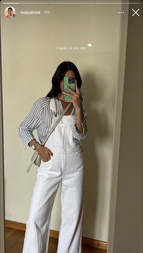 Overalls And Shirt Outfit, Overalls With Button Down Shirt, Overalls Outfit Office, Coastal Cowgirl Overalls, Outfits With White Overalls, Overall Outfit Spring, Bibs Outfit Women, White Denim Overalls Outfit, White Overalls Outfit Summer