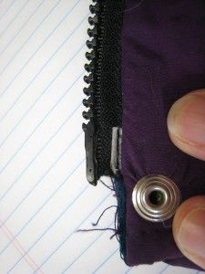 Zipper Repair Hacks, Radio Control Cars Trucks, Self Decor, Zipper Problems, Fix Broken Zipper, Zipper Stuck, Fix A Zipper, Bra Tips, Old Bras