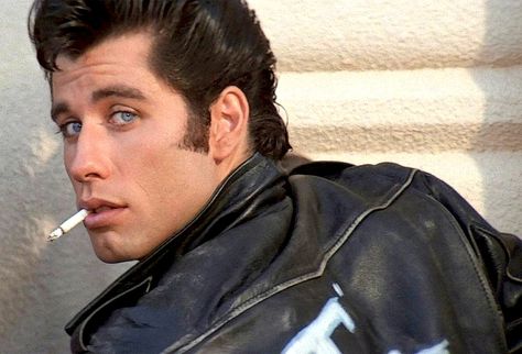 Danny Zuko Grease, Grease John Travolta, Cinematic Moments, Greaser Hair, Grease Movie, Grease Is The Word, Danny Zuko, John Rambo, Javier Bardem