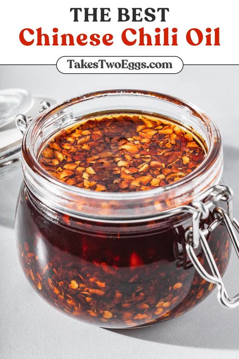 Chinese Chili Oil, Chinese Chili, Hot Chili Oil, Chili Oil Recipe, Chili Pepper Recipes, How To Make Chili, Hot Sauce Recipes, Homemade Chili, Spicy Chili