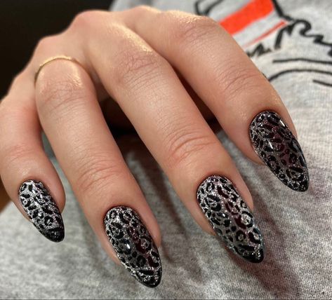 Reflective Nails, Simple Gel Nails, Her Nails, Leopard Nails, Animal Print Nails, Nails Only, New Year's Nails, Dream Nails, Funky Nails