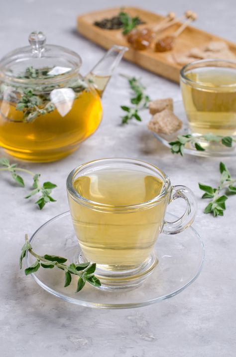 Tea Photoshoot, Healing Tea Recipes, Lemon Verbena Tea, Tea Organizer, Drying Mint Leaves, Tea For Colds, Herbal Tea Benefits, Super Easy Desserts, Good Morning Tea