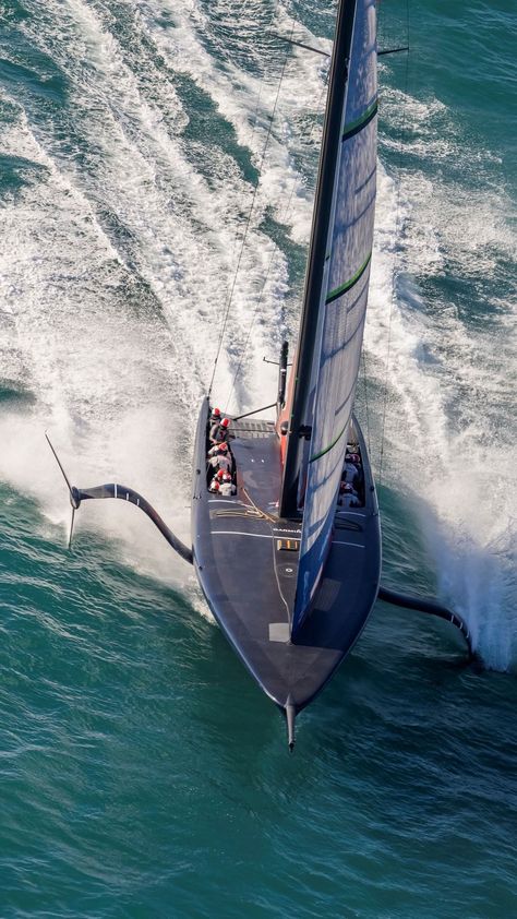 36th America’s Cup on Instagram: “@nyycamericanmagic are here to win and take the Cup back to the New York Yacht Club. #PRADACup #2DaysToGo” Epping Forest Yacht Club, Yacht Club Architecture, Yacht Beach Club, New York Yacht Club, Bitter End Yacht Club, Americas Cup, Windsurfing, Yacht Club, Sailing