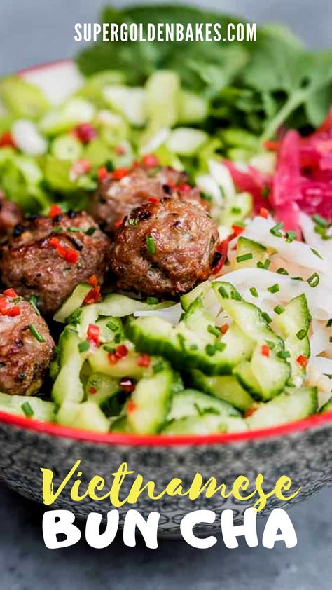 Vietnamese Pork Salad, Salad With Meatballs, Asian Pork Salad, Meatball Salad Recipes, Bun Cha Recipe, Meatballs Salad, Vietnamese Pork Meatballs, Meatball Salad, Pork Salad Recipes