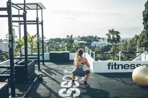 Tired of the Same Old Gym Routine? Try These 6 Simple Workout Shake-ups | Breakfast With Audrey Billionaire Mansions, Rooftop Gym, Jon Olsson, Sports Training Facility, Fitness Rooms, Outdoor Gym Equipment, Natural Fitness, Simple Workout, Crossfit Box