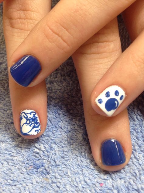 Peshtigo bulldog nails 1 Bulldog Nail Art, Bulldog Nails, Cartoon Puppies, Dog Nail Art, Football Nails, Summer Nails 2023, Dog Faces, Yellow Nails Design, Nails Summer Nails