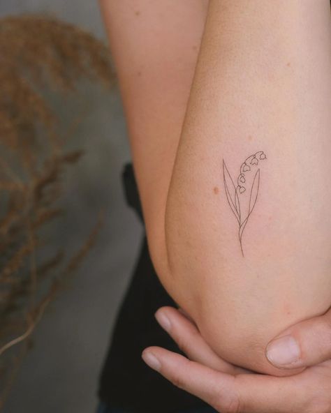 Lily Of The Flower Tattoo, Lily Of The Valley Sketch Tattoo, Month Of May Tattoo Ideas, Small Tattoos Lily Of The Valley, Single Line Lily Of The Valley Tattoo, May Lilly Tattoo, Fineline Lily Of The Valley, One Line Lily Of The Valley, Fine Line Lily Of The Valley Flower Tattoo