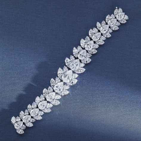 Harry Winston diamond bracelet Harry Winston Diamond Bracelet, Harry Winston Diamond, Diamond Bracelet Design, Gentlemen Prefer Blondes, Harry Winston, Classic Necklace, Diamond Bracelets, Statistics, Bracelet Designs