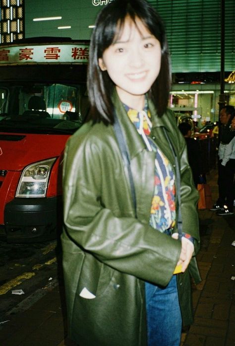 Aesthetic Baggy Clothes, Japan 90s Fashion, Bangs Japanese, 80s China, Black Hair And Bangs, 90s Japanese Street Fashion, 90s Japan Fashion, China Actress, Japan 80's Aesthetic