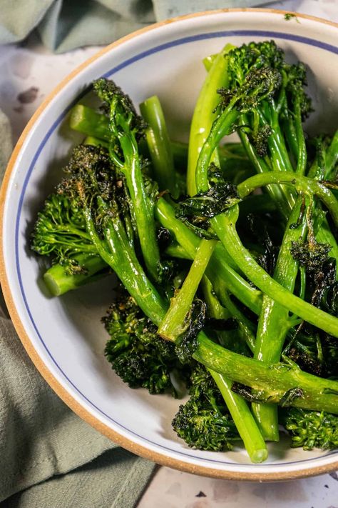 Best Broccolini Recipe (10 Minutes) - Sweet C's Designs - This easy 10 minute broccolini recipe is pan-fried and bursting with flavor - the best way to make delicious pan fried baby broccoli, ever! #bestwaytocookbroccolini #sidedishes Sweet Baby Broccoli Recipes, Brocolini Recipes Oven, Broccolini Recipe Sauteed, Cooking Broccolini, How To Cook Broccolini Easy Recipes, Brocolini Recipes Easy, Brocollini Recipes, How To Cook Broccolini, Brocolini Recipes