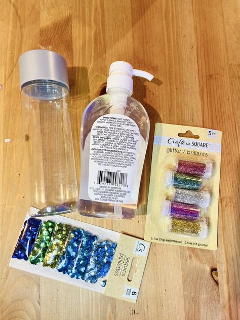 Simple Sensory Bottles, Sand Sensory Bottle, Dry Sensory Bottles, Making Sensory Bottles, Baby Oil Sensory Bottle, Sensory Bottle Fillers, Mini Sensory Bottles, Oil And Water Sensory Bottle, Winter Sensory Bottles