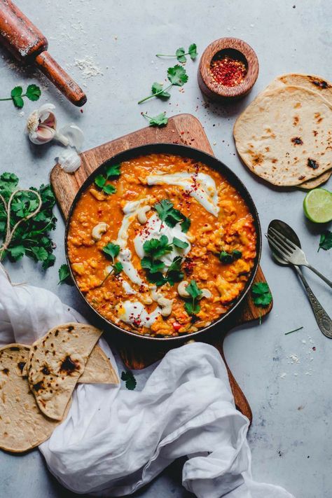 Lentil Dhal, Dhal Recipe, Chapati Recipes, Indian Food Photography, Arabian Food, Veggie Food, Food Photography Inspiration, Food Photography Tips, Pub Food