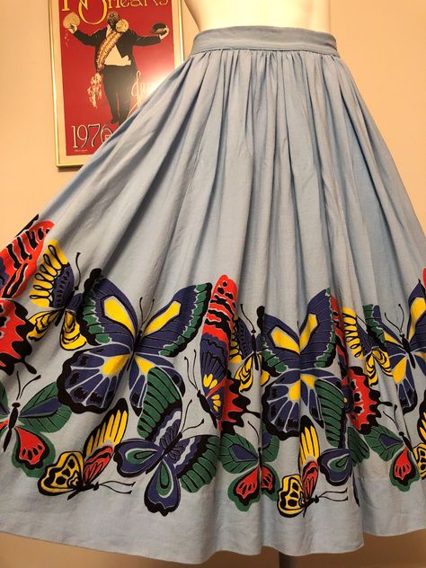 vintage butterfly  border print skirt Fabric Paint Designs For Skirt, Hand Painted Skirt Indian, Trendy Skirt Outfits, Casual Pullover Outfit, Traditional Baby Dresses, Butterfly Border, Lengha Blouse Designs, Saree Painting Designs, Circle Skirts