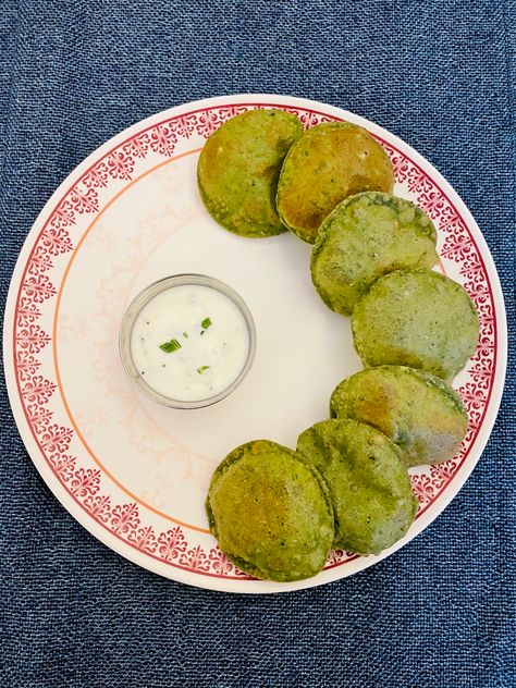 Palak Puri, Homemade Food, Aesthetic Food, Avocado Toast, Homemade Recipes, Avocado, Toast, Diet, Fruit