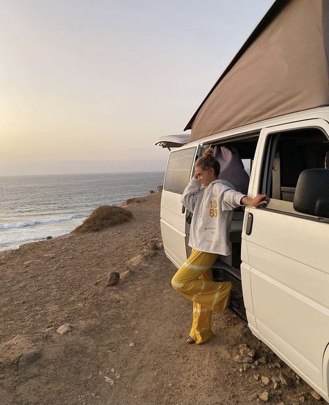 Vans Aesthetic, Camping Pics, Camping Vibes, Camper Life, Surf Life, Need A Vacation, Gap Year, Camping Life, Future Life