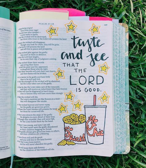 Psalm 34 Bible Journaling, Bible Goals, Psalm 34 8, Bible Drawings, Bible Doodles, Bible Studying, Bible Drawing, Cute Bibles, Journal Bible