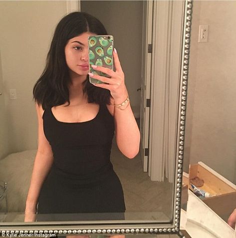 Hello, it's me: Every makeup maven needs time to let their skin breathe, as Kylie Jenner made very clear in a recent selfie she shared on Instagram Kylie Jenner 2015 Instagram, Kylie Jenner 2014 Instagram, Kylie 2015 Era, Kylie Jenner 2016 Era, Kylie Jenner King Kylie Era, Teenage Kylie Jenner, Kylie Jenner 2016 Instagram, Kylie Jenner Teenager, Kylie Jenner 2015