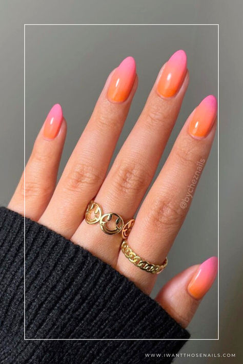 sunset nails aesthetic Summer Nails Short Ombre, Aruba Nail Ideas, Tropical Nail Ideas Summer, Cute Summer Nails Ombre, Red And Coral Nails, Pink Or Orange Nails, Sunner Nails Idea, Simple Gel Nails Summer Almond, Nails Each Hand Different Color