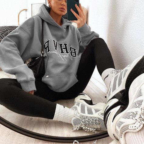 958adb57686c2fdec5796398de5f317adesc53194258ri Vintage Letters, 2 Piece Skirt Set, Traje Casual, Long Sleeve Sweatshirt, New Tops, Sweater Coats, Outfits Casuales, Grey Sweatshirt, Long Sleeve Sweatshirts