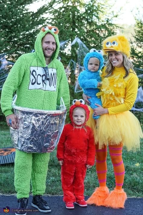 Family Of 4 Halloween Costumes Sesame Street, Homemade Elmo Costume, Family Halloween Costumes Sesame Street, Elmo Family Halloween Costume, Elmo Halloween Costume Group, Big Bird Costume Womens, Baby Elmo Costume, Family Sesame Street Costumes Diy, Sesame Street Costume Ideas