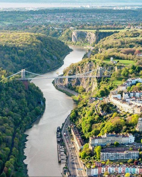 10 beautiful photos of Bristol taken from a hot air balloon Bristol Aesthetic, Clifton Bridge, Clifton Village, Bristol City Centre, British Landscape, City Of Bristol, Uk Trip, Bristol England, Bristol City