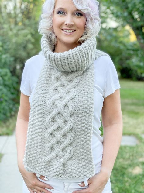 Dickie Pattern, Dickie Collar, Super Bulky Yarn, Sweater Trends, Knit In The Round, Knit Wrap, Knit Cowl, Cable Sweater, New Project