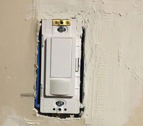 Drywall outlet hole too big? Let's fix it. - The Silicon Underground Repair Drywall Hole, Electric Outlets, Drywall Tape, How To Patch Drywall, Drywall Mud, Patch Hole, Drywall Repair, Wall Outlets, Home Repairs