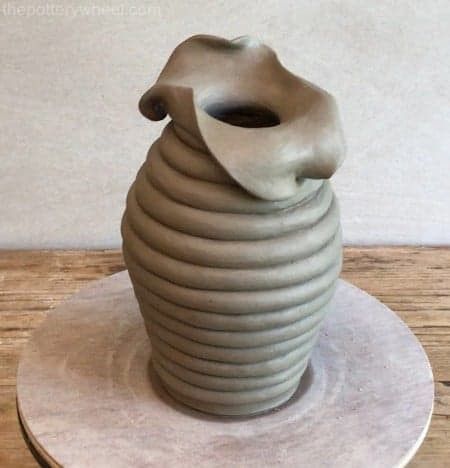 Coil Ceramics Projects, Clay Coil Projects, Ceramic Coil Pots, Coil Pots Ideas, Coil Vase, Coil Pot, Ceramics Vase, Coil Pottery, Coil Pots