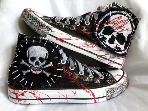 Grunge Shoes, Goth Shoes, Punk Shoes, Pola Sulam, Rock Punk, Estilo Punk, Punk Outfits, Alt Fashion, Swag Shoes