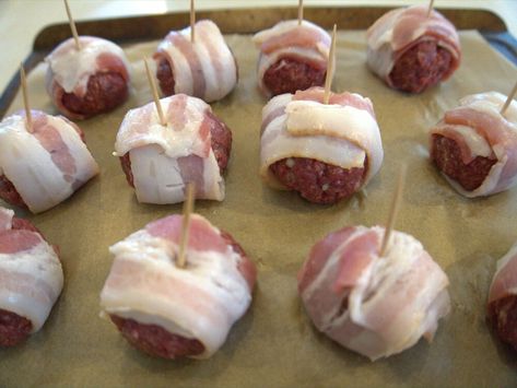 Bear Meat Recipes, Bear Meat Recipe, Cheese Filled Meatballs, Wrapped Meatballs, Smoked Meatballs, Smoked Hamburgers, Bacon Wrapped Meatballs, Bear Meat, Backyard Bbq Ideas